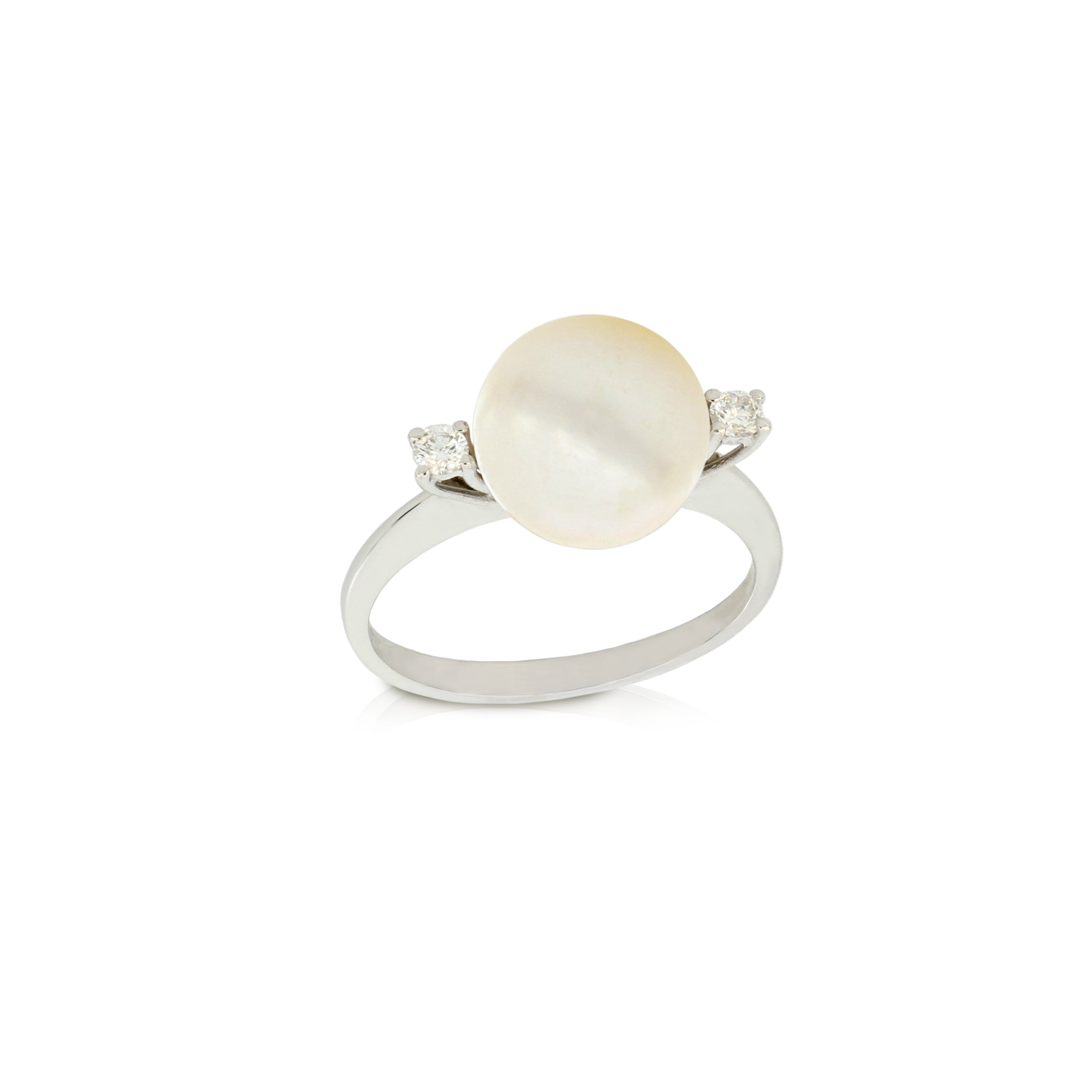Pearl ring with brilliants - GDAN00029