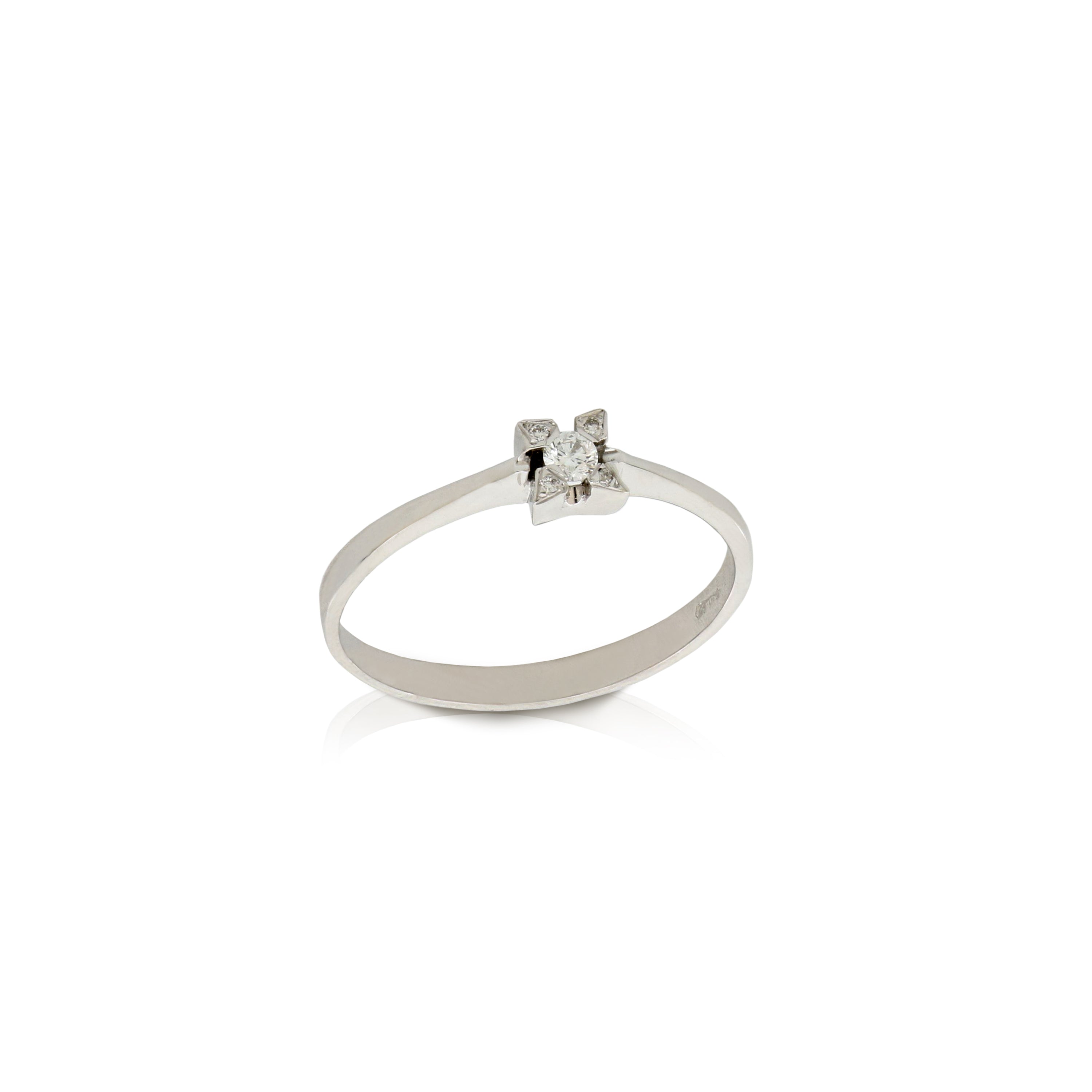 Solitaire ring with brilliants - GDAN00032
